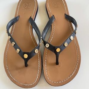 Tory Burch Emblem flip flops